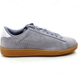 Nike Tennis Classic CS Suede Sneakers